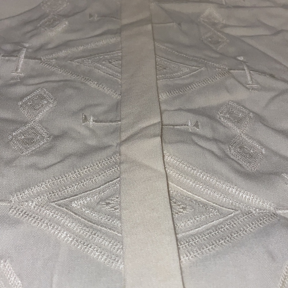 Pendleton Cream Geometric Pattern Button Down - Picture 2 of 12
